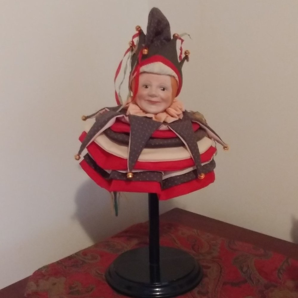 Vintage 1984 Enesco Giftware Faith Wick Jester Head On a Wooden Stand